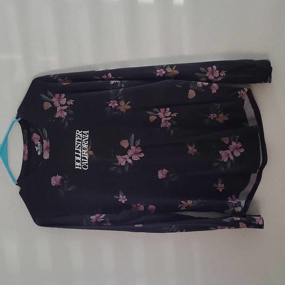 Men's Floral Hollister Logo Long Sleeve